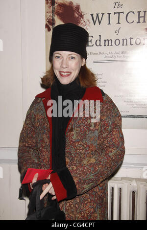 Veanne Cox Red Bull Theatre's Gala spectacle-bénéfice de "La Sorcière d'Edmonton' au théâtre à St Clement's Church - Arrivées. La ville de New York, USA - 30.01.11 Banque D'Images