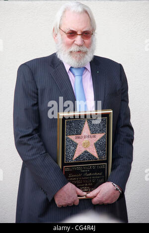 Donald Sutherland reçoit le 2,430ème étoile sur le Hollywood Walk of Fame. Los Angeles, Californie - 26.01.11 Banque D'Images