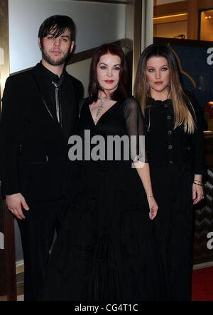 Garibaldi Navarone, Priscilla Presley, Lisa Marie Presley le Nevada Ballet Theatre Femme de l'année, Priscilla Presley, honoré à la boule noir et blanc à cristaux Aria et Cartier à Las Vegas, Nevada - 29.01.11 Banque D'Images