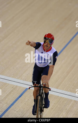 Stratford, London, UK. 30Th Aug 2012. 08.30.2012. Londres, Angleterre. Mark Lee Colbourne de team GB en action . Randonnée à vélo, le vélodrome, le parc olympique, l'Angleterre, 2012 Jeux paralympiques. Credit : Action Plus de Sports / Alamy Live News Banque D'Images