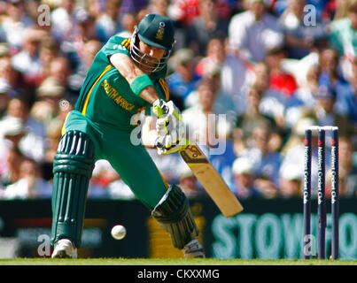 31/08/2012 Londres, Angleterre. Doyen de l'Afrique du Sud au cours de la 3ème d'Elgar Nat West un jour match de cricket international entre l'Angleterre et l'Afrique du Sud et a joué à la Kia Oval Cricket Ground : crédit obligatoire : Mitchell Gunn Banque D'Images