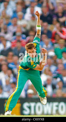 31/08/2012 Londres, Angleterre. Dale Steyn de l'Afrique du Sud au cours de la 3ème Nat West un jour match de cricket international entre l'Angleterre et l'Afrique du Sud et a joué à la Kia Oval Cricket Ground : crédit obligatoire : Mitchell Gunn Banque D'Images