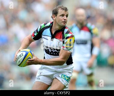 01.09.2012. Londres, Angleterre. Nick Evans des Harlequins en action au cours de l'Aviva Premiership match entre les London Wasps et Harlequins au stade de Twickenham le 1 septembre 2012 à Twickenham, en Angleterre. Banque D'Images