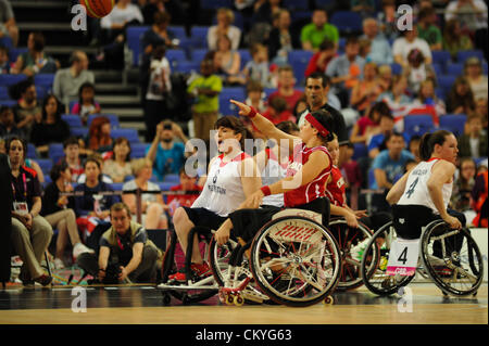 03.09.2012 Londres, Angleterre. Arène de basket-ball. Grande-bretagne v Canada les femmes. Katie Harnock en action pour le Canada comme ils ont gagné 67 - 50 au cours de la journée 5 les Jeux paralympiques de l'Arène de North Greenwich. Banque D'Images