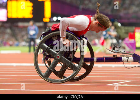 USA's Tatyana McFadden sur la ligne de départ du 400 mètres T54 à la course en fauteuil roulant aux Jeux Paralympiques de Londres Banque D'Images