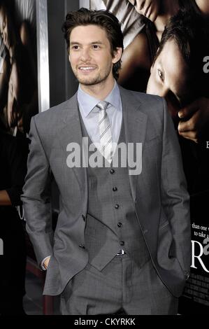 Ben Barnes au niveau des arrivées pour les mots Premiere, l'ArcLight Cinemas, Los Angeles, CA le 4 septembre 2012. Photo par : Michael Germana/Everett Collection Banque D'Images