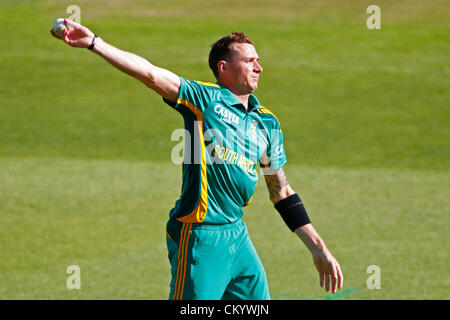 05/09/2012 à Nottingham, Angleterre. Dale Steyn de l'Afrique du Sud au cours de la 5ème Nat West un jour match de cricket international entre l'Angleterre et l'Afrique du Sud et a joué à Trent Bridge Cricket Ground : crédit obligatoire : Mitchell Gunn Banque D'Images