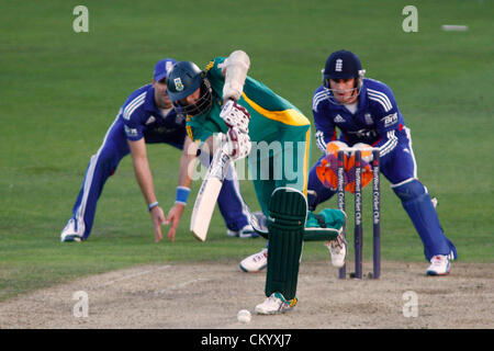 05/09/2012 à Nottingham, Angleterre. L'Afrique du Sud Hashim Amla lors de la 5ème Nat West un jour match de cricket international entre l'Angleterre et l'Afrique du Sud et a joué à Trent Bridge Cricket Ground : crédit obligatoire : Mitchell Gunn Banque D'Images