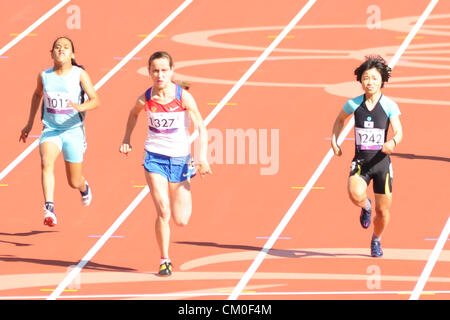 Londres, Royaume-Uni. 8 septembre 2012. 08.09.2012 Londres, Angleterre. Stade olympique. Womens 100m T36. Elena Ivanova Photo gagnant la chaleur de qualification au cours de la 10e journée des Jeux Paralympiques du Stade Olympique. Credit : Action Plus de Sports / Alamy Live News Banque D'Images