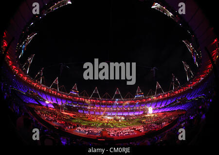 09.09.2012. Londres, Angleterre. Une vue générale du Stade Olympique lors de la cérémonie de clôture des Jeux Paralympiques de Londres 2012. Banque D'Images