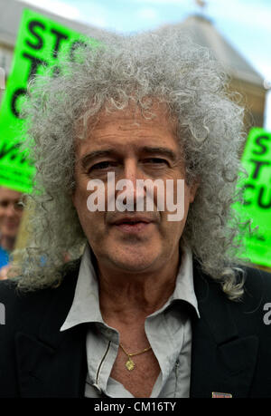 Bristol, Royaume-Uni. 11 septembre 2012. Photo par : Jules Annan photo montre:Brian May assiste à l'enregistrer le blaireau rassemblement à College Green , Bristol . Brian qui dirige l'organisme de bienfaisance Save Me a fait un exposé aux partisans réunis Banque D'Images