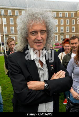 Bristol, Royaume-Uni. 11 septembre 2012. Photo par : Jules Annan photo montre:Brian May assiste à l'enregistrer le blaireau rassemblement à College Green , Bristol . Brian qui dirige l'organisme de bienfaisance Save Me a fait un exposé aux partisans réunis Banque D'Images