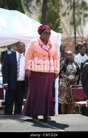 Pretoria, Afrique du Sud. 12 septembre 2012. Accueil sortant Ministre des affaires étrangères Nkosazana Dlamini-Zuma au cours de sa cérémonie d'adieu le 12 septembre 2012 à Pretoria, Afrique du Sud. Dlamini-Zuma quitte le ministère de l'Intérieur à prendre sur son nouveau rôle de président de l'Union africaine à Addis-Abeba. (Photo par Gallo / images / Vathiswa Ruselo Sowetan) Banque D'Images