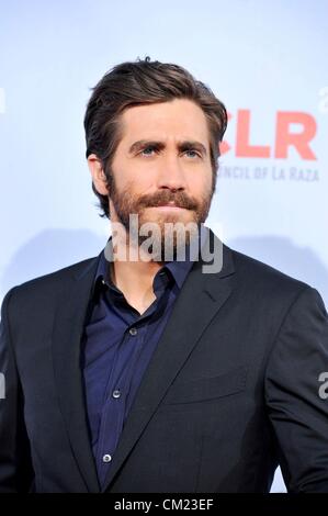 Jake Gyllenhaal aux arrivées pour 2012 NCLR ALMA Awards, Pasadena Civic Auditorium, Pasadena, CA, le 16 septembre 2012. Photo par : Elizabeth Goodenough/Everett Collection Banque D'Images