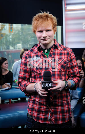 17 septembre 2012 - Toronto, Ontario, Canada - French singer, auteur-compositeur, et producteur ED SHEERAN a comparu à nouveau.music.Live studio à Toronto (crédit Image : ©/ZUMAPRESS.com) Vidyashev Igor Banque D'Images