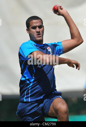 PRETORIA, AFRIQUE DU SUD - le 18 septembre, Rowan Richards bols durant la Nashua Titans media journée portes ouvertes au parc SuperSport le 18 septembre 2012 à Pretoria, Afrique du Sud Photo De Duif du Toit / Images Gallo Banque D'Images