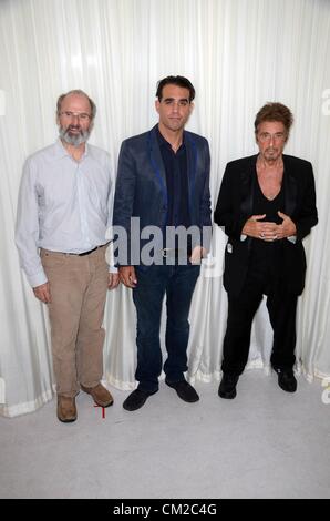 USA. Daniel Sullivan, Bobby Cannavale, Al Pacino en spectateurs dans Glengarry Glen Ross Cast Photo Call, le Ballet Hispanico, New York, NY Le 19 septembre 2012. Photo par : Derek Storm/Everett Collection/ Alamy live news. Banque D'Images