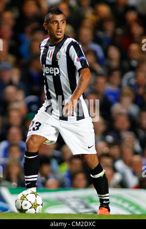 19 sep 2012 Londres, Angleterre, le milieu de terrain de la Juventus chilien Arturo Vidal lors de la Ligue des Champions de football match entre Chelsea (GBR) et la Juventus (ITA) a joué à Stamford Bridge. Crédit obligatoire : Mitchell Gunn/ESPA Banque D'Images