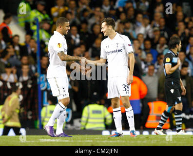 20.09.2012 Londres, Angleterre : Kyle Walker de Tottenham Hotspur et Ryan Mason en action lors de l'Europa League Groupe J match entre Tottenham Hotspur et SS Lazio à White Hart Lane Stadium Banque D'Images