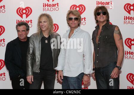 Tico Torres, David Bryan, Jon Bon Jovi, Richie Sambora de Bon Jovi au iHeart Radio Music Festival 2012 - FRI, MGM Grand Garden Arena, Las Vegas, NV le 21 septembre 2012. Photo par : James Atoa/Everett Collection Banque D'Images