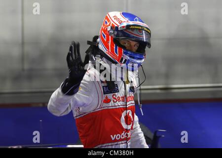 23.09.2012. Championnat du Monde de Formule Un Grand Prix de Singapour 2012 Jenson Button 3 Vodafone McLaren Mercedes GBR vient en deuxième lieu d'accueil Banque D'Images