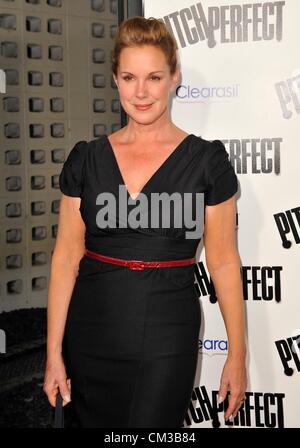 Elizabeth Perkins arrivants PITCH PERFECT Premiere Arclight Hollywood Los Angeles CA 24 Septembre 2012 Photo Dee Cercone/Everett Banque D'Images