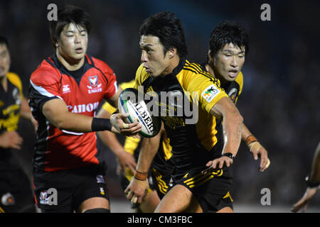 Koji Taira (Sungoliath), le 22 septembre 2012 - Rugby : le Japon Rugby Top League 2012-2013, 4e match sec entre Suntory Sungoliath 42-17 Canon Eagles à Chichibunomiya Rugby Stadium, Tokyo, Japon. (Photo de Jun Tsukida/AFLO SPORT) Banque D'Images