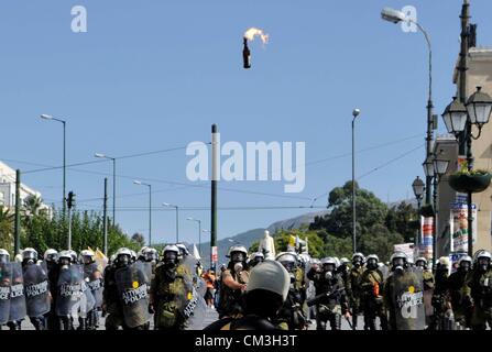 26 septembre 2012 - Athènes Grèce grève générale en Grèce, la première grève générale depuis le gouvernement de coalition a été formé en juin. La grève contre un nouveau paquet d'austérité d'une valeur de 11,5 milliards d'euros a été appelé par les pays plus grands syndicats GSEE et ADEDY. - Banque D'Images