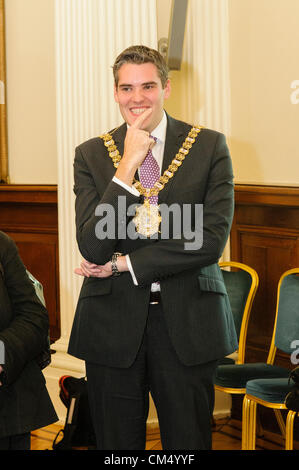 Lord Maire de Belfast (2012-2013) Gavin Robinson (Parti unioniste démocratique) Banque D'Images