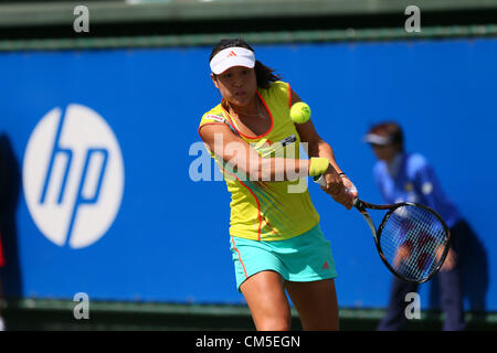 Ayumi Morita (JPN), 8 octobre 2012 - Tennis : HP Japan Women's Open de tennis féminin, 2012 premier tour match au Centre de tennis d'Utsubo, Osaka, Japon. (Photo par Akihiro Sugimoto/AFLO SPORT) [1080] Banque D'Images