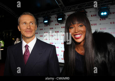 16 octobre, 2012 - Moscou, Russie - octobre 16,2012.MOSCOU,RUSSIE.Photo : American top model Naomi Campbell avec son partenaire Vladislav Doronin (co-propriétaire de Capital Group company)assister à la présentation des nouveaux-ÃŽÃŠÃŽ Capital Group gratte-ciel de Moscow-City centre d'affaires de Moscou. (Crédit Image : © PhotoXpress/ZUMAPRESS.com) Banque D'Images