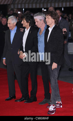 CHARLIE WATTS RONNIE WOOD KEITH RICHARDS Mick Jagger CROSSFIRE HURRICANE. 56E PREMIER MINISTRE BFI London FILM FESTIVAL LONDON ENGL Banque D'Images