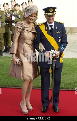 20 octobre 2012 - Le Luxembourg, l'Espagne - TRH le Prince Felipe et la Princesse Letizia, assister à un mariage religieux de S.A.R. le Grand-Duc héritier Guillaume et la Comtesse Stéphanie de Lannoy à la Cathédrale Notre-Dame de Luxembourg le 20 octobre 2012 à Luxembourg (crédit Image : © Jack Abuin/ZUMAPRESS.com) Banque D'Images