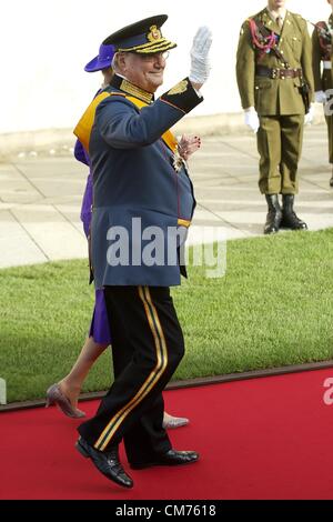 20 octobre 2012 - Le Luxembourg, l'Espagne - Sa Majesté la Reine Margrethe II de Danemark et le Prince consort Henrik assister à un mariage religieux de S.A.R. le Grand-Duc héritier Guillaume et la Comtesse Stéphanie de Lannoy à la Cathédrale Notre-Dame de Luxembourg le 20 octobre 2012 à Luxembourg (crédit Image : © Jack Abuin/ZUMAPRESS.com) Banque D'Images