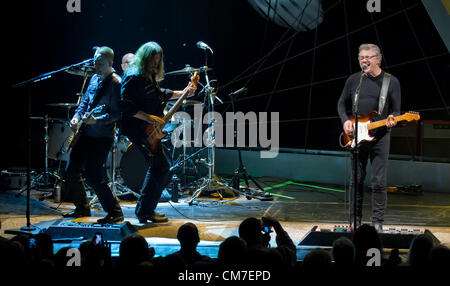 London UK 20 octobre 2012. Steve Miller Band lors de leur tournée européenne au Roundhouse.Credit Charlie Bryan/Alamy Live News Date 20/10/2012 Banque D'Images