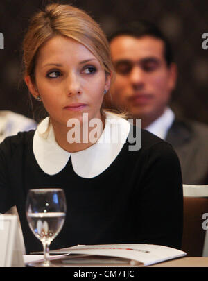 19 octobre 2012 - Suisse - octobre 19,2012. Genève, Suisse. Sur la photo : Evgenia Timochenko, la fille du chef de l'opposition et l'ancien Premier ministre ukrainien Ioulia Timochenko, assiste à Crans Montana Forum à Genève. (Crédit Image : © PhotoXpress/ZUMAPRESS.com) Banque D'Images