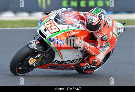 26.10.2012 L'île Phillip, Melbourne, Australie. Nicky Hayden équitation sa Ducati GP12 pour l'équipe Ducati Marlboro Au cours de l'exercice de l'Asie Air Moto GP d'Australie à Phillip Island le circuit. Banque D'Images