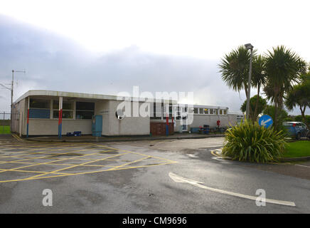 Penzance, Royaume-Uni. 31 octobre 2012. La fin d'un eraÉThe régulièrement dernier passager de l'hélicoptère service du Royaume-Uni a pris fin hier 31 octobre 2012 les vols exploités par British International Helicopters a couru de Penzance en Cornouailles à l'île de St Mary's dans les îles Scilly. Photo : SERVICE DE PRESSE DE DORSET Banque D'Images