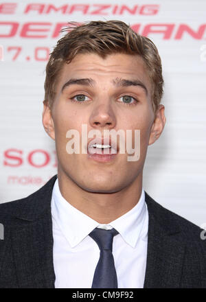 CHRIS ZYLKA THE AMAZING SPIDER-MAN. Première mondiale LOS ANGELES CALIFORNIA USA 28 Juin 2012 Banque D'Images