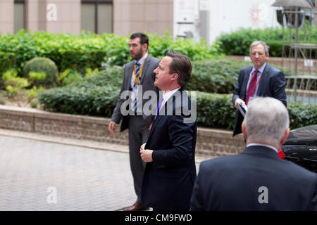 Le sommet de l'UE, Justus Lipsus, Bâtiment du Parlement européen de Bruxelles, Belgique. 29.06.2012 David Cameron, Premier Ministre britannique, arrive au sommet de l'Union européenne 2ème jour à Bruxelles, Belgique. Banque D'Images