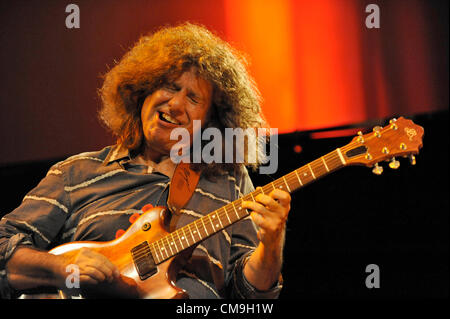 Guitariste de jazz Pat Metheny lors du spectacle JazzFestBrno, République tchèque, le 28 juin 2012. (Photo/CTK Vaclav Salek) Banque D'Images