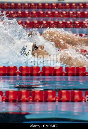 30 juin 2012 - Omaha, Nebraska, USA - (L-R) Michael Phelps et Ryan Lochte rivaliser dans la première demi-finale de la chaleur au 200 m quatre nages individuel au cours de la cinquième Journée de l'équipe de natation olympique des États-Unis 2012 Essais cliniques à CenturyLink Center le 29 juin 2012 à Omaha, Nebraska. (Crédit Image : © Armando Arorizo ZUMAPRESS.com)/Prensa Internacional/ Banque D'Images