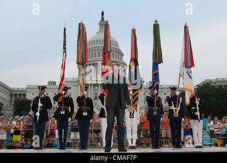 Josh Turner effectue au cours de l'un quatrième jour de l'indépendance 2012 Capitol Concert répétitions au National Mall à Washington, DC le mardi 3 juillet 2012. Banque D'Images