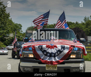 Niantic, Connecticut, le 4 juillet 2012 - Les résidants de célébrer le Jour de l'indépendance avec la 40e édition annuelle de Black Point Beach Club Parade Banque D'Images