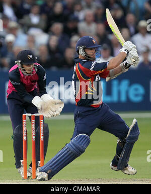 05.07.2012. Chelmsford, Essex, Angleterre. Mark Pettini en action au bâton d'Essex sur son chemin à 50 05.07.2012 Chelmsford, Essex.T20 Vie Amis Essex Eagles vs Middlesex Panthers. L'action au sol du comté de Ford, Chelmsford, Essex. Banque D'Images