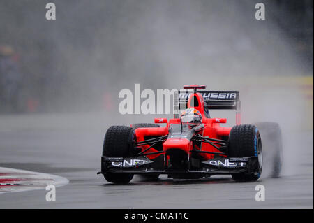 06.07.2012 Towcester, Angleterre. Timo Glock d'Allemagne et Marussia F1 Team en action lors des Essais Libres 2 le vendredi de la Santander British Grand Prix, la ronde 9 de la FIA 2012 Championnat du Monde de Formule 1 au circuit de Silverstone. Banque D'Images