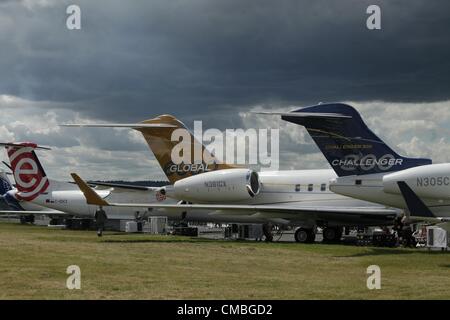 11 juin 2012. Farnborough International Airshow. - Photo de divers autocollants de couleurs différentes coupes Banque D'Images