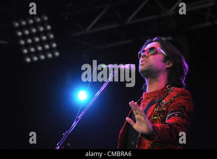 Rufus Wainwright, chanteuse canado-américaine, effectue pendant le festival de musique Colours of Ostrava, République tchèque, le jeudi 12 juillet, 2012. (Photo/CTK Jaroslav Ozana) Banque D'Images