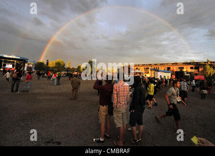 Ambiance au festival de musique Colours of Ostrava, République tchèque, le jeudi 12 juillet, 2012. (Photo/CTK Jaroslav Ozana) Banque D'Images