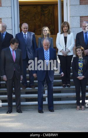 13 juillet 2012 - Madrid, Espagne - roi d'Espagne Juan Carlos s'occupe le Conseil des ministres au Palais de la Zarzuela à Madrid..Dans l'image : Mariano Rajoy et Soraya Saenz de Santamaria (crédit Image : © Jack Abuin/ZUMAPRESS.com) Banque D'Images